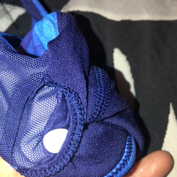 Lululemon sport bra - Picture 3 of 3